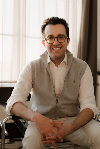 Dr. Dadjoo